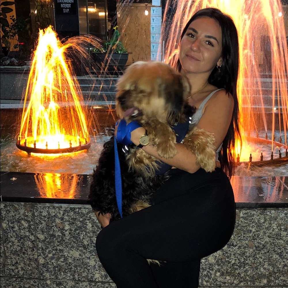 Meet your Posher, Nicole